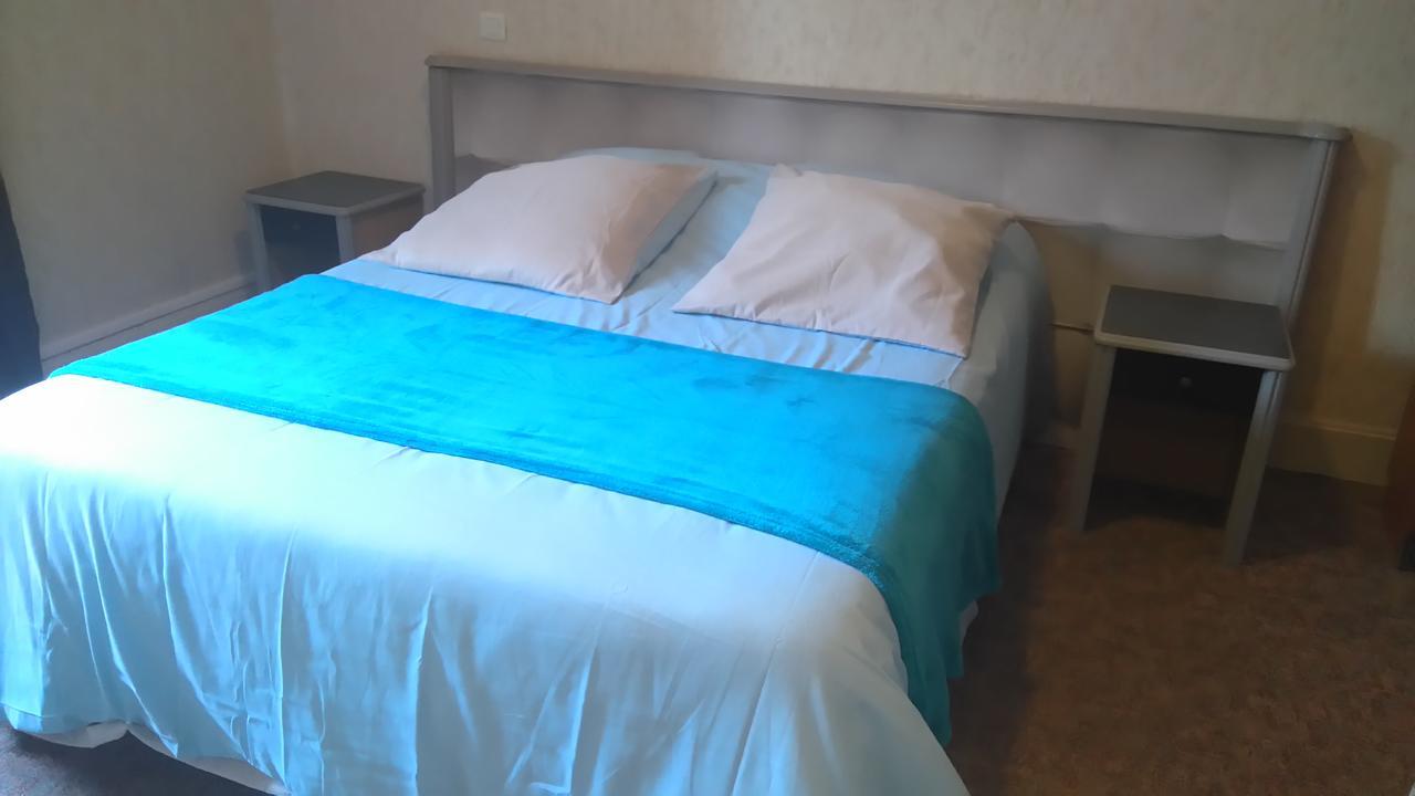 Chez Maxim Hotel Saint-Sauveur  Luaran gambar