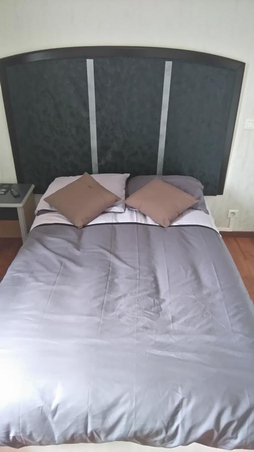 Chez Maxim Hotel Saint-Sauveur  Luaran gambar